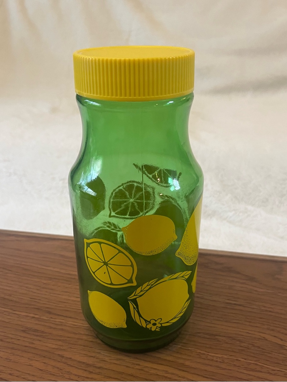 Vintage 70s Anchor Hocking Green with Lemons Glass Lemonade Jar with Yellow Lid